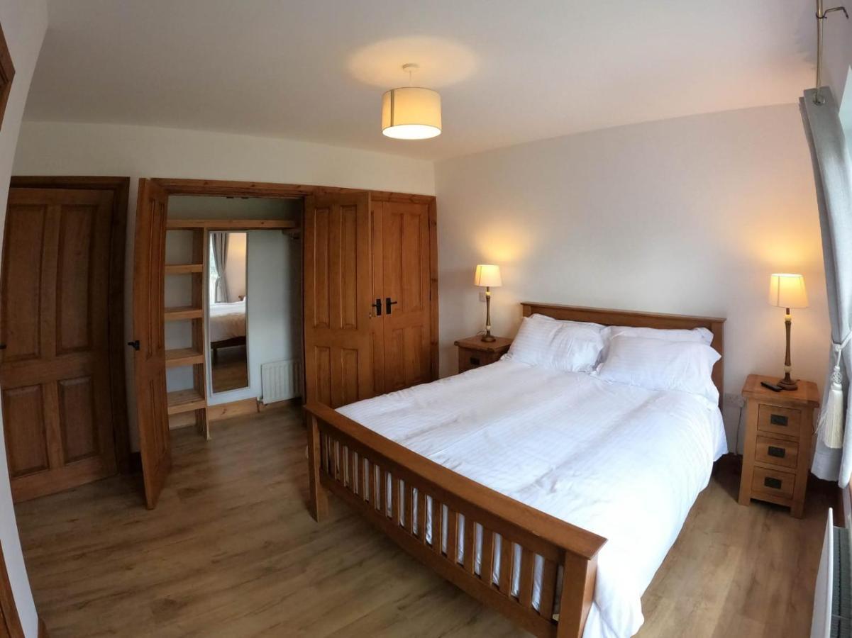 The Heights & Hollows Farmhouse, Saul, Downpatrick, Sleeps 14 Exterior photo
